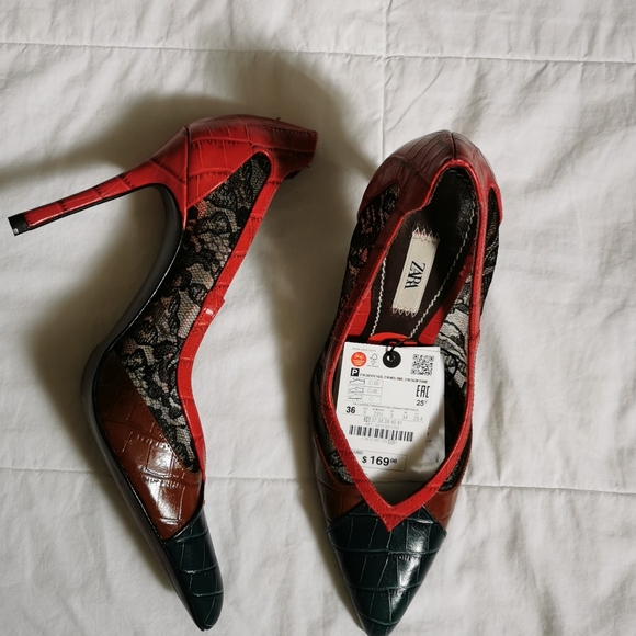 Shoes - Picture 1 of 1